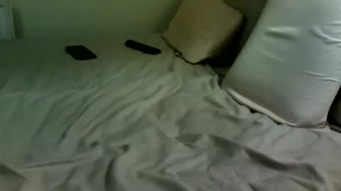 Fitbut online show from February 5, 2026, 9:19 pm