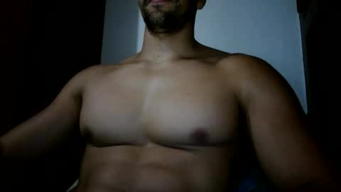 fitchestabs_69 online show from June 7, 2026, 10:13 pm