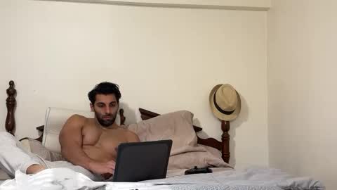 fitcurvyman4fun_69 online show from January 15, 2026, 6:00 pm