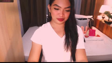 Snapshot of fitfemme_anna chatting on July 2, 2026, 10:43 am fitfemme_anna online show from July 2, 2026, 10:43 am