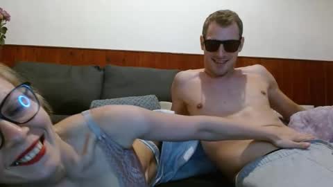 fitsexyes online show from November 11, 2025, 8:25 am