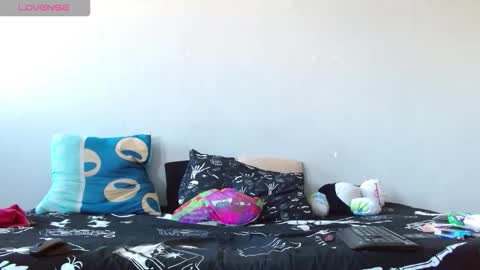 nova online show from October 4, 2025, 9:35 pm