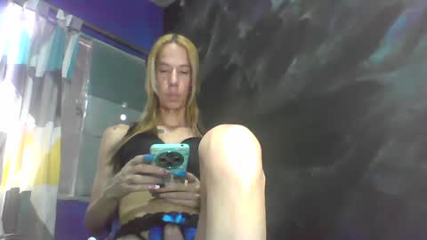 Snapshot of flacats23cm chatting on September 20, 2025, 6:31 pm flats23cm online show from September 20, 2025, 6:31 pm