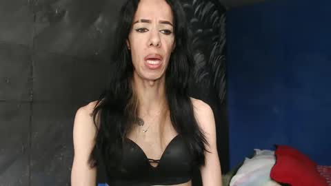 Snapshot of flacats23cm chatting on October 27, 2025, 2:10 pm flats23cm online show from October 27, 2025, 2:10 pm