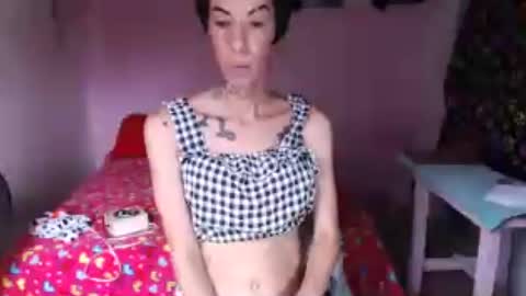 flats23cm online show from June 15, 2026, 7:38 pm