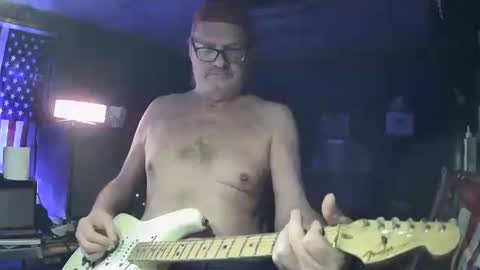 flamingfartguy online show from December 7, 2024, 9:39 am