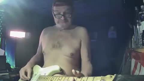 flamingfartguy online show from December 8, 2024, 8:47 pm