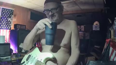 flamingfartguy online show from January 1, 2025, 7:41 am