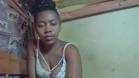 Flangie online show from April 21, 2026, 2:56 pm