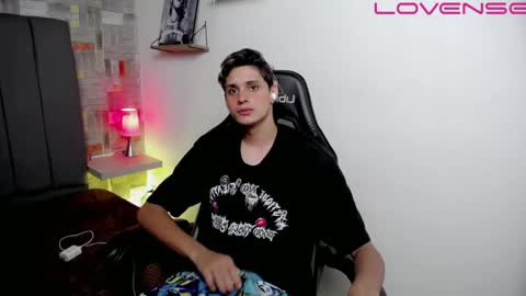 Snapshot of flaquito___ chatting on April 15, 2026, 8:53 pm Flaquito online show from April 15, 2026, 8:53 pm