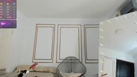 Snapshot of flavia_cruz chatting on September 11, 2025, 7:47 pm Flavia online show from September 11, 2025, 7:47 pm