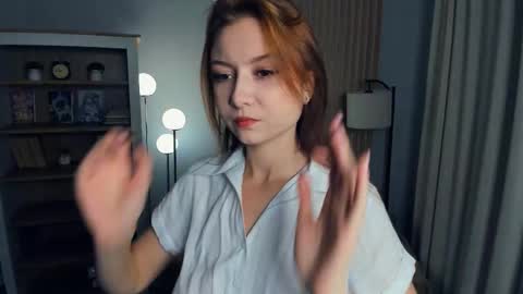 Snapshot of flawfull chatting on October 5, 2025, 6:12 am Cheryl 3 online show from October 5, 2025, 6:12 am