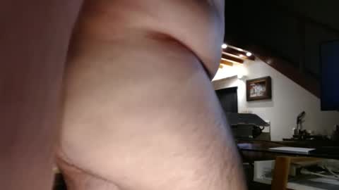 fleud online show from October 14, 2025, 4:02 am