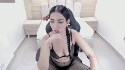Snapshot of fleurgreco chatting on March 17, 2026, 12:41 pm FLEUR online show from March 17, 2026, 12:41 pm