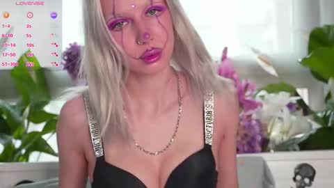 Snapshot of flexylover_ chatting on October 26, 2025, 9:48 am  Im nude naked fuck lovense online show from October 26, 2025, 9:48 am