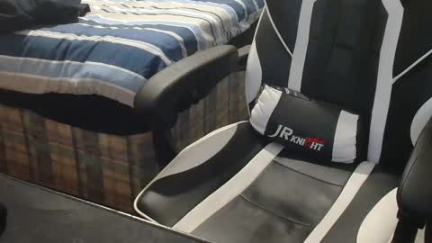 Flic online show from February 2, 2025, 4:54 pm