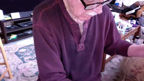 Snapshot of flip4u chatting on October 1, 2025, 3:18 pm flip4u online show from October 1, 2025, 3:18 pm