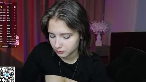 Doloras online show from October 9, 2025, 8:07 pm