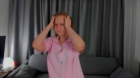 Doloras online show from February 22, 2026, 8:07 pm