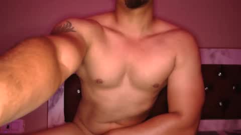 flirtsxxx online show from November 17, 2025, 8:47 pm