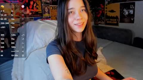 Emely  online show from February 21, 2025, 10:15 pm