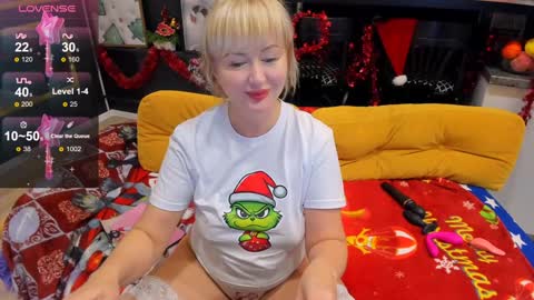 Snapshot of flirtymary chatting on December 30, 2024, 3:58 am Mary online show from December 30, 2024, 3:58 am