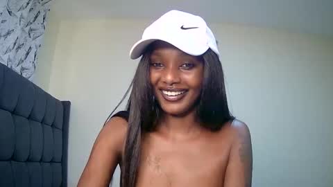 sheery online show from December 23, 2024, 10:10 am
