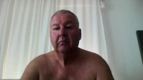 flo221222 online show from May 22, 2026, 1:39 pm