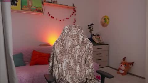 Eliza online show from November 9, 2025, 11:30 am