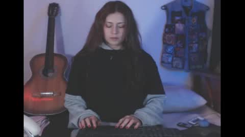 Snapshot of flor3citarockera chatting on May 6, 2026, 11:37 am flor3citarockera online show from May 6, 2026, 11:37 am