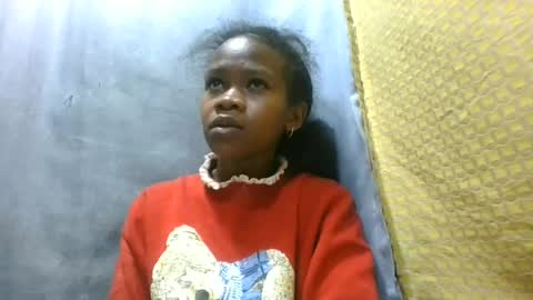 Snapshot of flora48230522373 chatting on June 18, 2026, 4:02 am flora48230522373 online show from June 18, 2026, 4:02 am