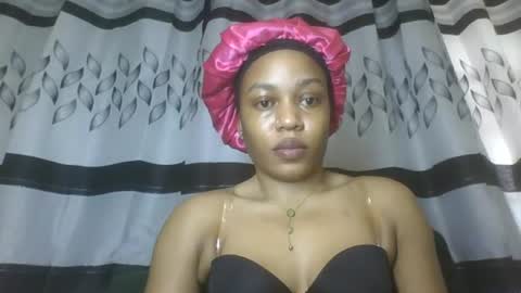 Snapshot of flora_fantasy chatting on July 12, 2026, 11:45 am fantasy online show from July 12, 2026, 11:45 am