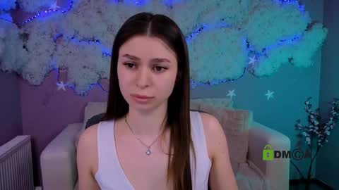 Snapshot of flora_ri chatting on April 26, 2026, 9:29 am just ask me online show from April 26, 2026, 9:29 am