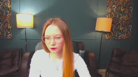 Snapshot of floralarsson chatting on May 17, 2026, 10:00 am hey there guys im Flora no not the one from WInx. But I love magical stuff and especially I love nature. I dont know I thin online show from May 17, 2026, 10:00 am