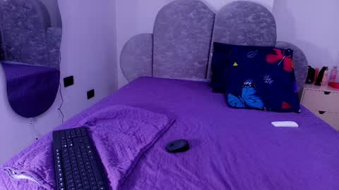 Snapshot of flordecayena_ chatting on May 27, 2026, 3:03 am Flordecayena online show from May 27, 2026, 3:03 am