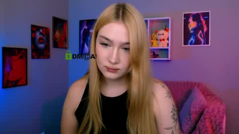 florence_barker online show from May 16, 2026, 7:12 pm