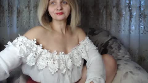 floretdiana online show from December 19, 2024, 6:01 am