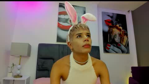Snapshot of florian_sven chatting on October 24, 2025, 3:25 am Florian Sven online show from October 24, 2025, 3:25 am