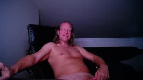 Double-D online show from October 7, 2025, 3:36 am