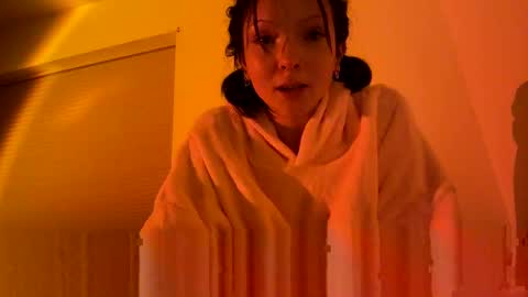 florindadinn online show from September 10, 2025, 4:12 am