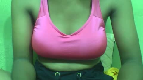 florine592953 online show from February 3, 2026, 5:05 am