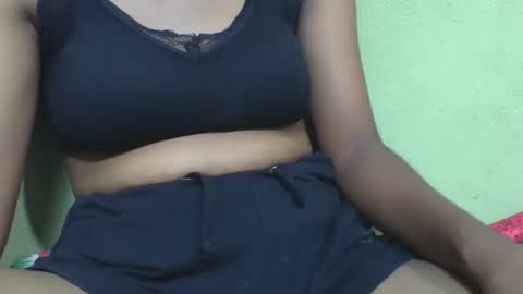 florine592953 online show from February 10, 2026, 3:05 pm