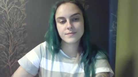 Snapshot of flower_bluee chatting on September 17, 2025, 11:45 am Ambika 3 online show from September 17, 2025, 11:45 am