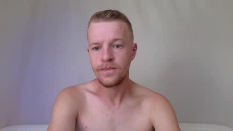 Snapshot of flower_haze chatting on October 6, 2025, 5:38 am Alexander online show from October 6, 2025, 5:38 am
