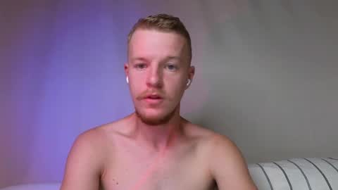 Snapshot of flower_haze chatting on October 7, 2025, 3:25 am Alexander online show from October 7, 2025, 3:25 am