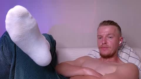 Snapshot of flower_haze chatting on October 7, 2025, 3:31 pm Alexander online show from October 7, 2025, 3:31 pm