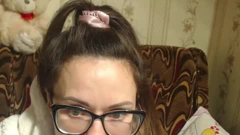 say meow and send tip  online show from February 26, 2025, 9:48 pm