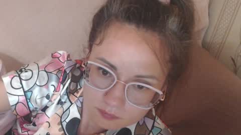 say meow and send tip  online show from May 15, 2026, 11:12 pm