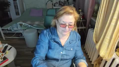Flowerlower online show from April 22, 2026, 6:31 pm