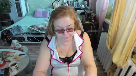 Flowerlower online show from April 23, 2026, 3:14 pm